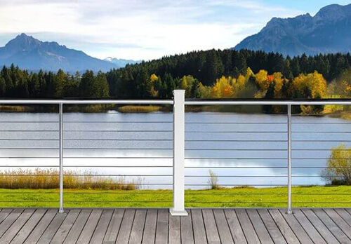cable railing with cable stabilizer